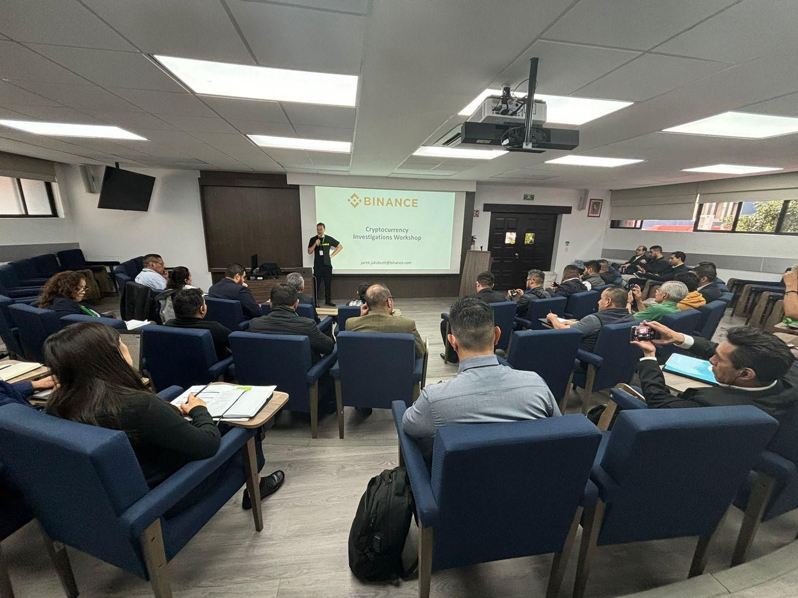 Binance Siber Güvenlik Hizmeti Meksika Hukuk Yetkililerini Eğitiyor